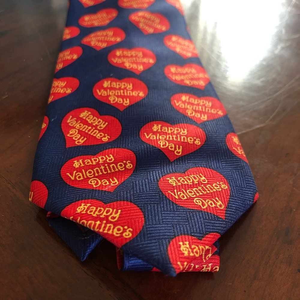 Happy Valentine’s Day Tie
